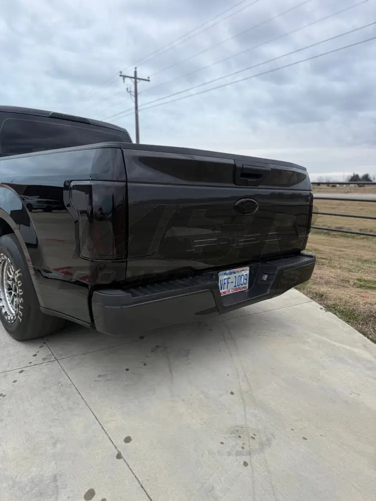 2015–2020 Ford F-150 with MCR Carbon Fiber Tailgate Installeds