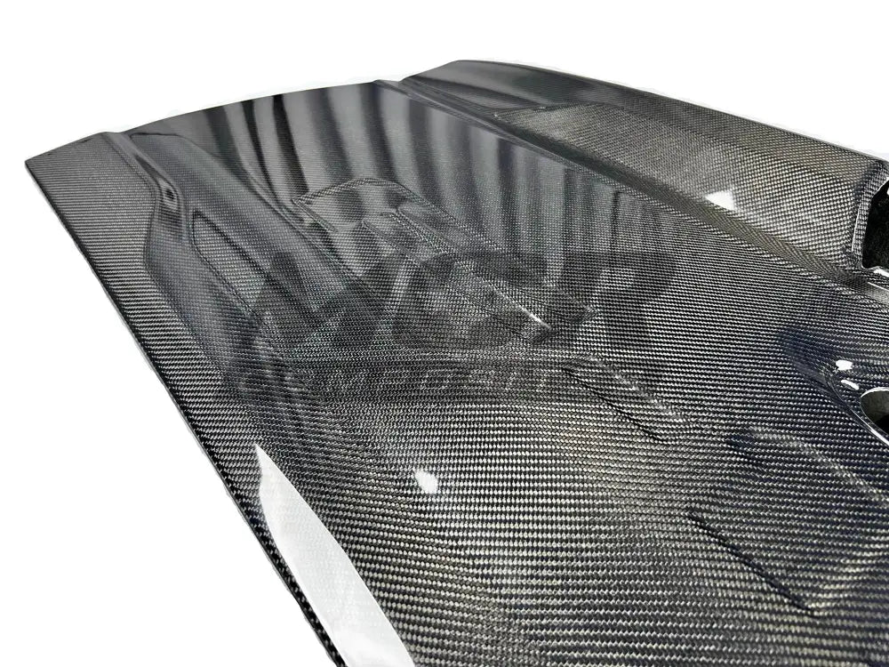 2021-2026 F-150 Carbon Fiber Tailgate Side Detail