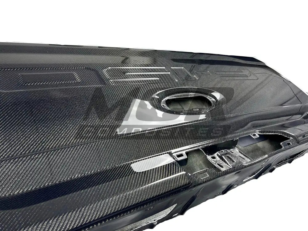 Ford F-150 Carbon Fiber Tailgate Carbon Weave Detail