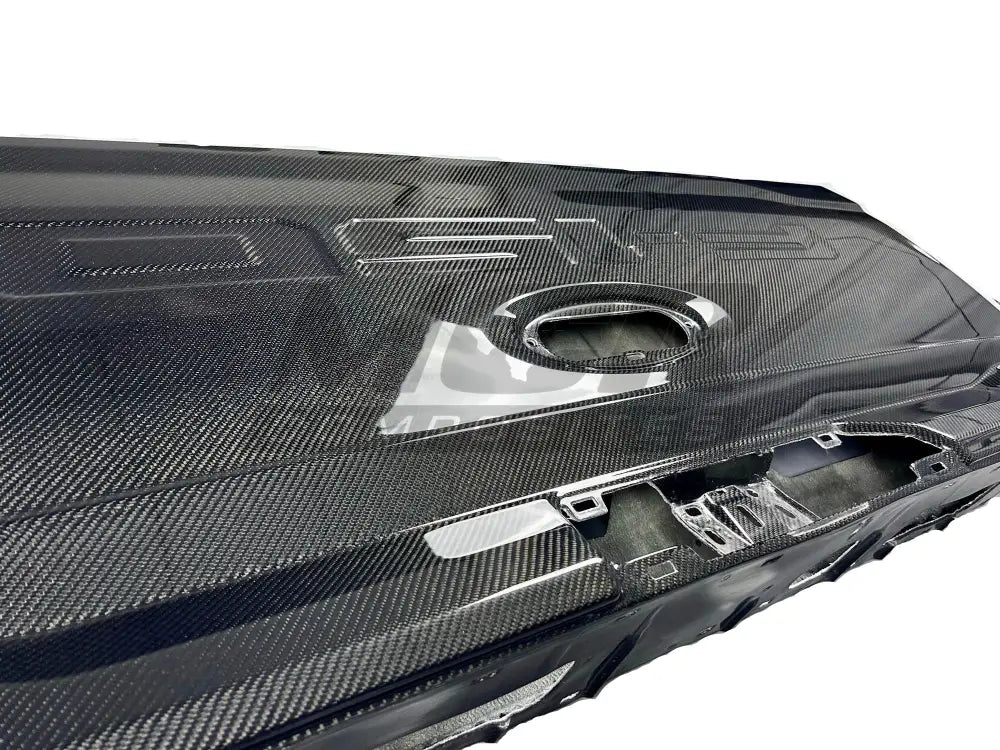Ford F-150 Carbon Fiber Tailgate Carbon Weave Detail