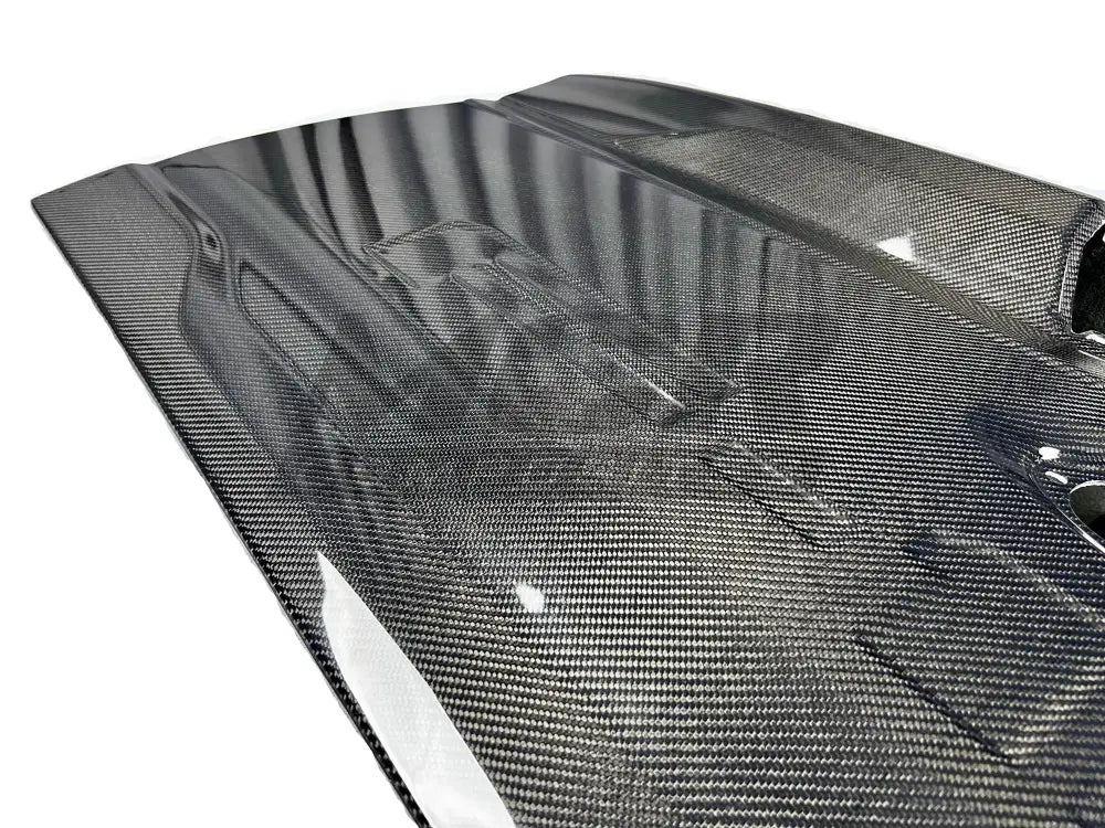 2021-2026 F-150 Carbon Fiber Tailgate Side Detail